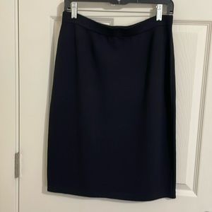 ⭐️St. John Collection wool skirt, black size 8